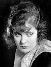 Mae Marshová