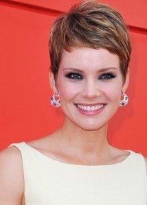 Andrea Osvárt