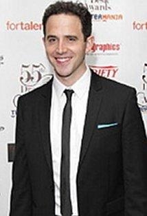 Santino Fontana