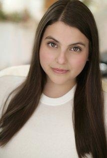 Elizabeth 'Beanie' Feldstein