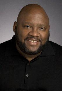 Lynch R. Travis