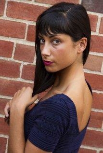 Kika Magalhaes