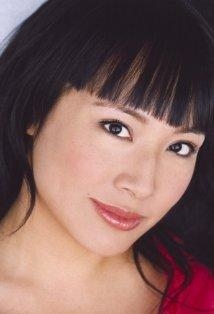Elizabeth Ho