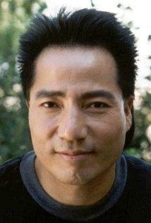 Julian Lee