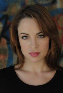 Eve Macklin
