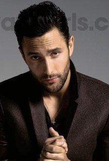 Noah Mills
