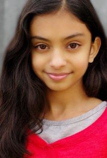 Anjini Taneja Azhar