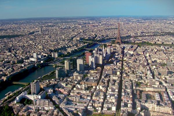 Sur les toits des villes, la vie d'en haut