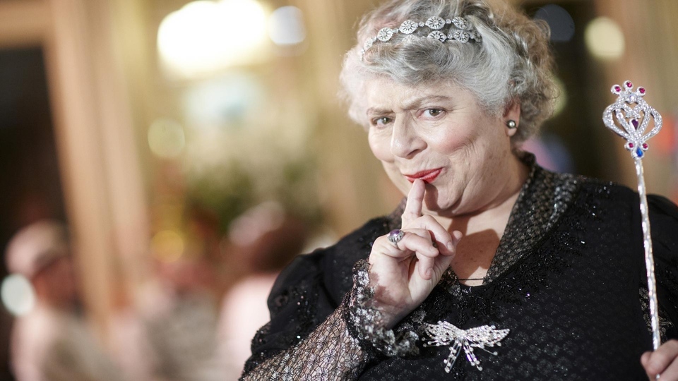 Miriam Margolyes - Vražda v temnotě
