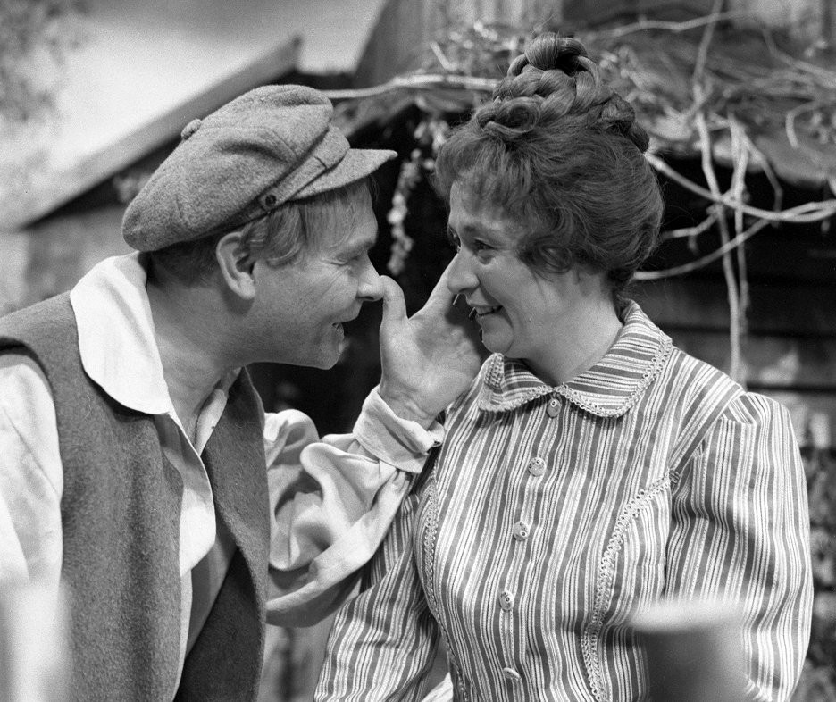 The best czechoslovakian kids programs from year 1968 online