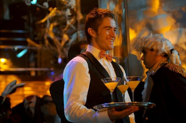 Robert Buckley - Chapter Twelve: Scary, Scary Night!