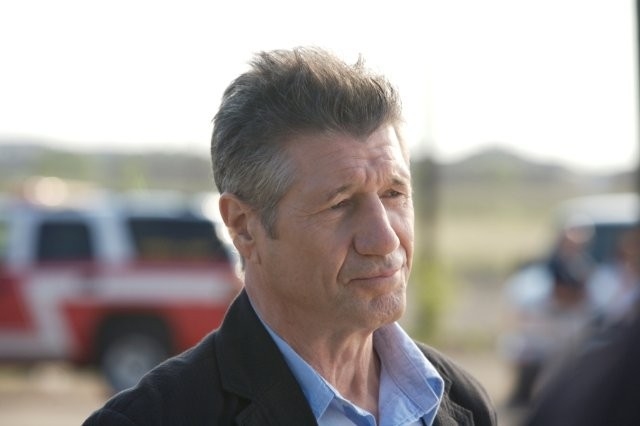 Fred Ward - Droga ucieczki
