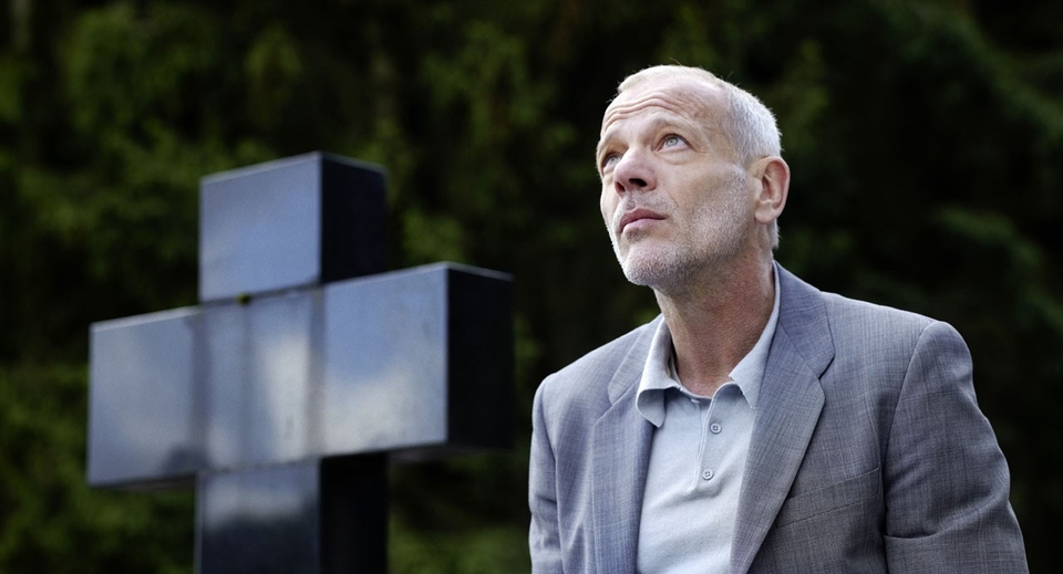 Pascal Greggory - Vzdálená čtvrť