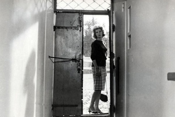 Monica Vitti - The Adventure