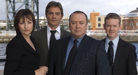 Najlepšie zahraničných dramatické seriály z roku 1984 online