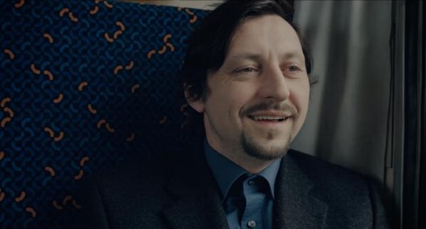 Voda, čo má drží nad vodou