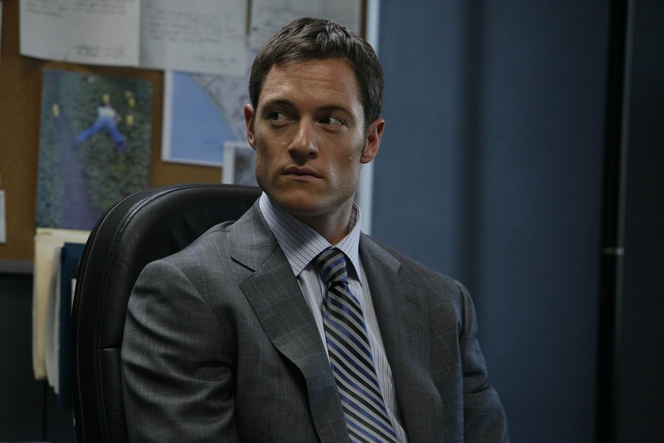Tahmoh Penikett - Ghost