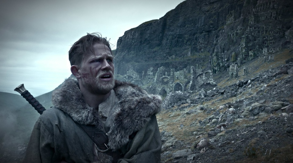 Charlie Hunnam - King Arthur: Legend of the Sword