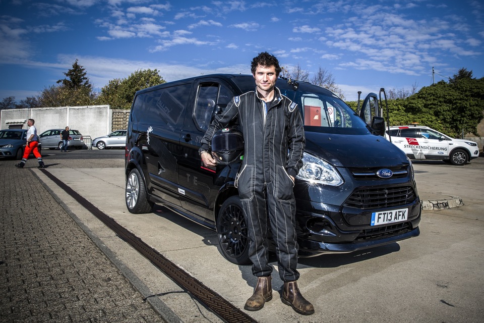 Dokument Guy Martin: Nejrychlejší dodávka světa