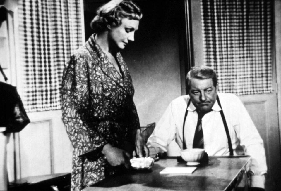 Film Maigret klade past