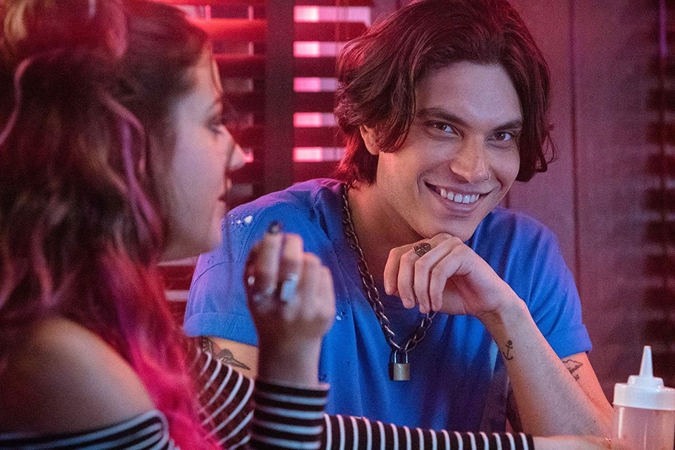 Samuel Larsen - After: Polibek
