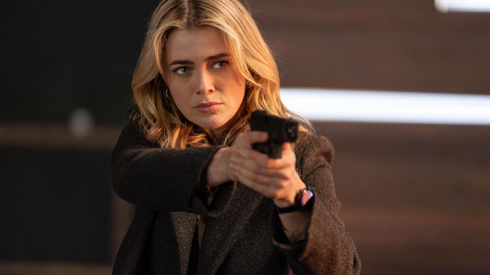 Melissa Roxburgh - The Hunting Party