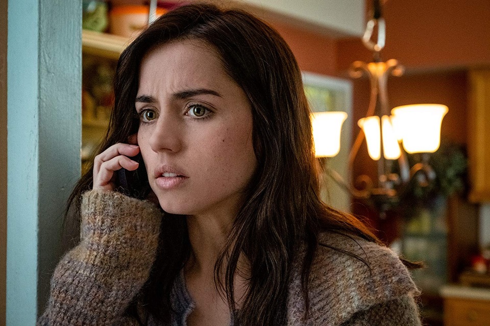 Ana de Armas - Na nože