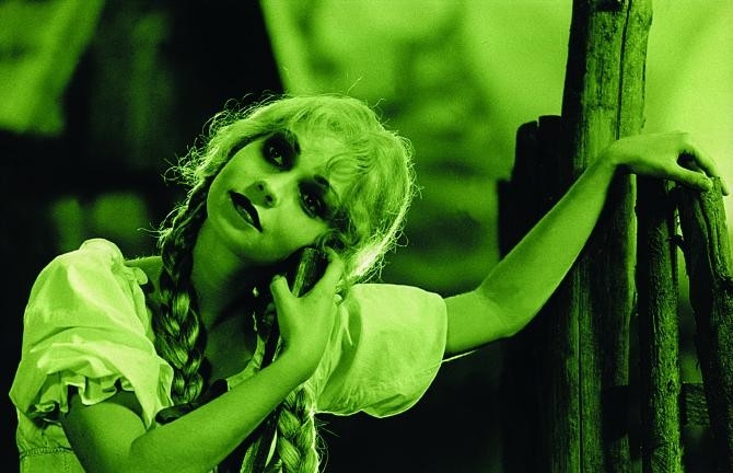 The best czechoslovakian comedies from year 1993 online