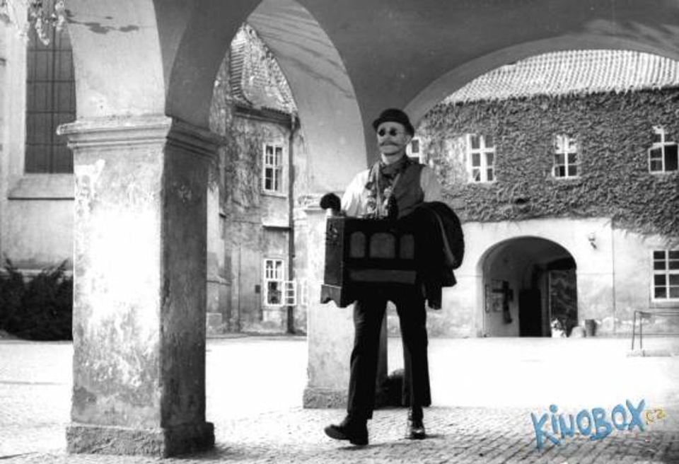 Film Ta naše písnička česká I