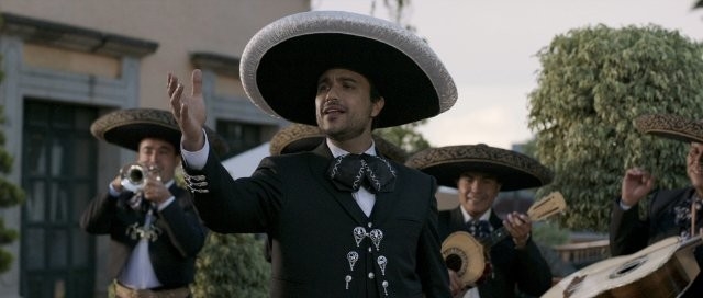 Jaime Camil - Pulling Strings