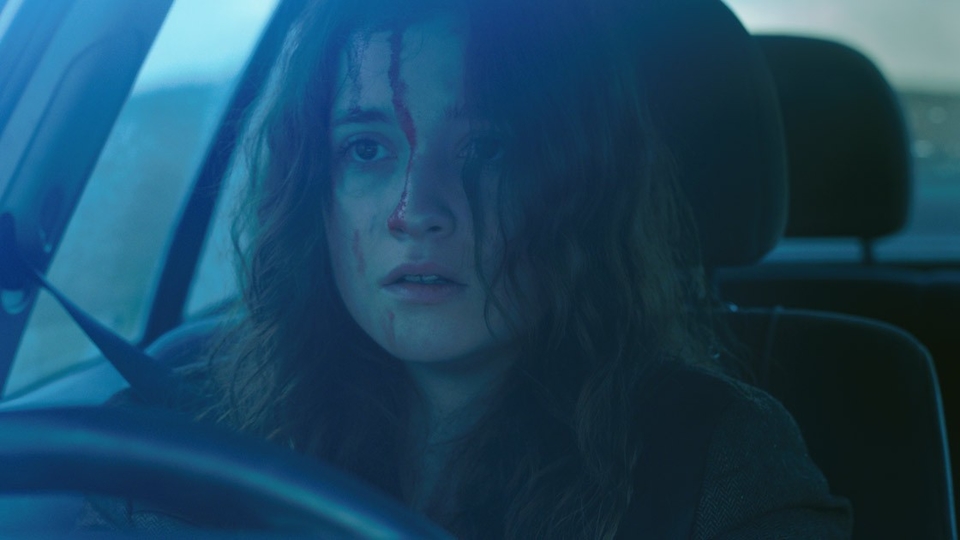 Alice Englert - In Fear
