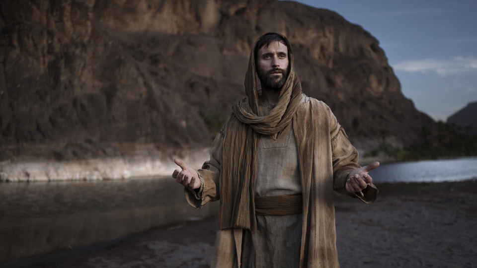 Rik Makarem - Jesus Crown of Thorns