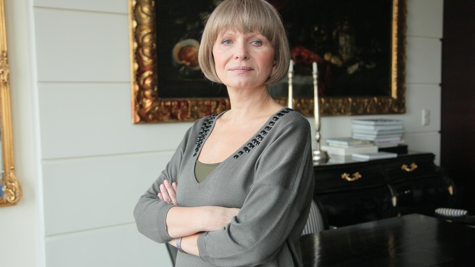 Slawomira Lozinska - Hotel 52