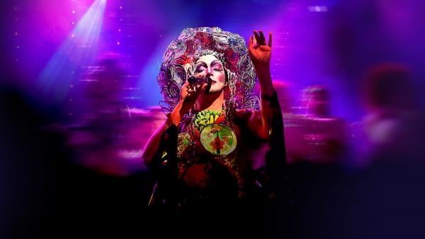Taylor Mac: 24 dekád populární hudby