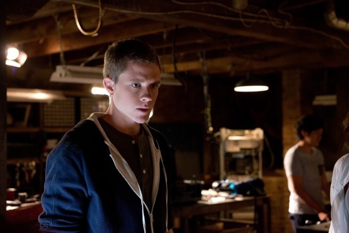 Jonny Weston - Witajcie we wczoraj