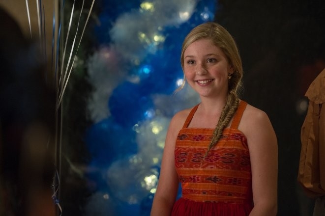 Cozi Zuehlsdorff - Dolphin Tale 2