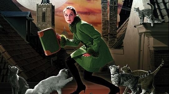 Panna Minoes - kocia agentka