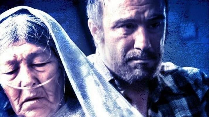 Film Róná, Azímova matka