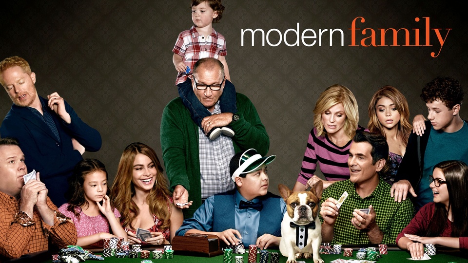 Julie Bowen 123 Modern Family Modern Family Season 11 Watch