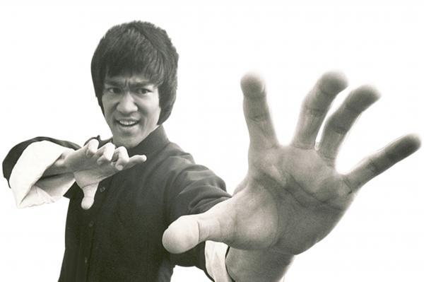 Já, Bruce Lee