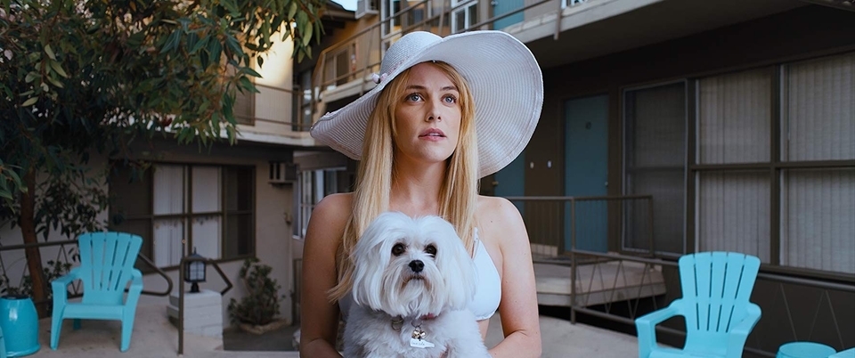 Riley Keough - Záhada Silver Lake