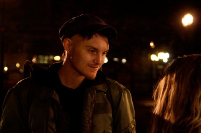 Toby Hemingway - 1 Out of 7