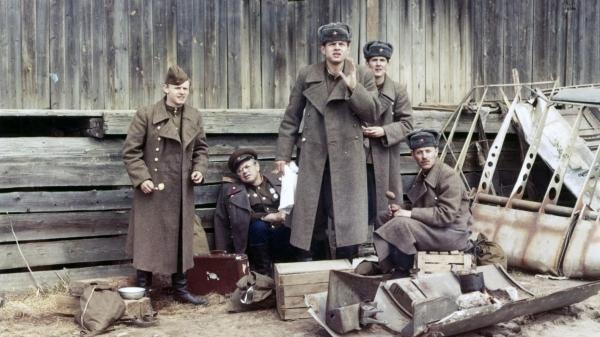 Mama, živ sam