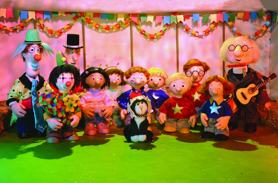 Film Pošťák Pat a&nbsp;cirkus ve městě