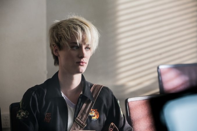 Mackenzie Davis - PC Rebelové