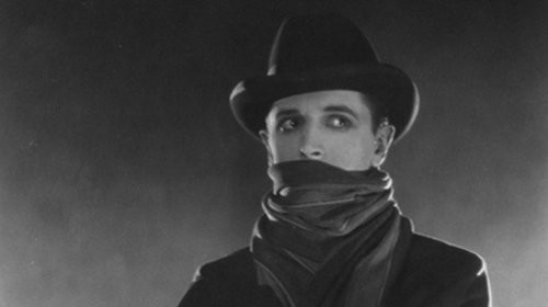 Ivor Novello - Lokator