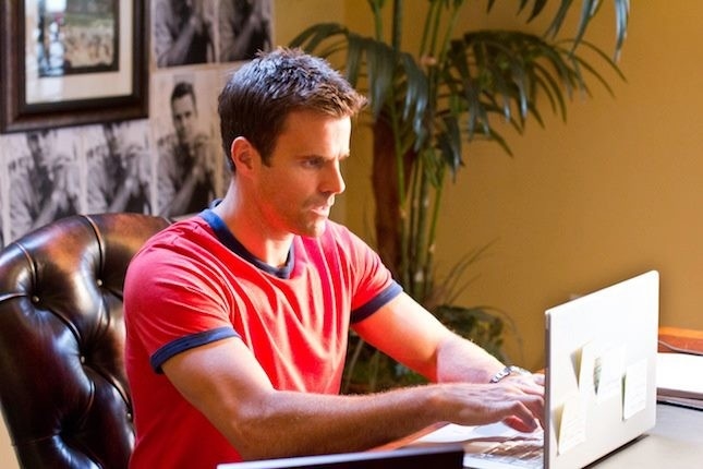 Cameron Mathison - Náhradní matka