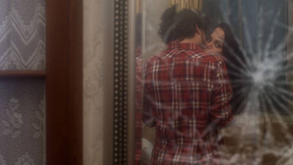 Film Ghosting Gloria