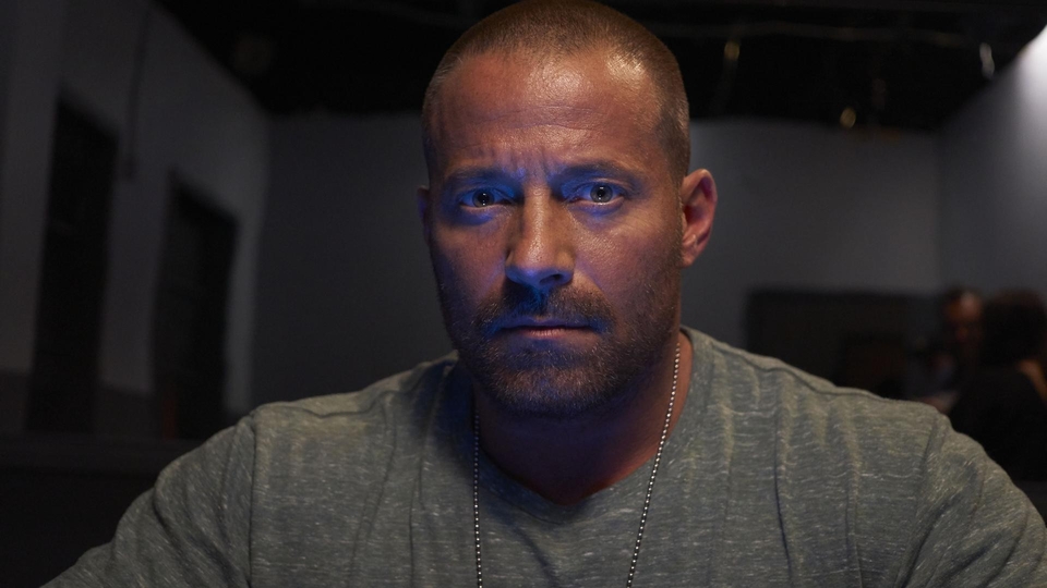 Tom Sizemore - WEAPONiZED