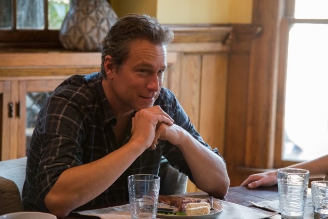 John Corbett - Kluk od vedle